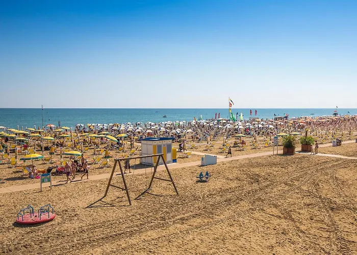 1 Bedroom Lovely In Apartment